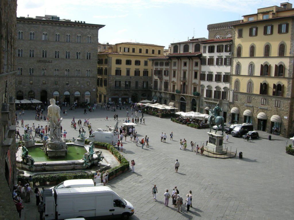 The square from Palazzo Vecchio